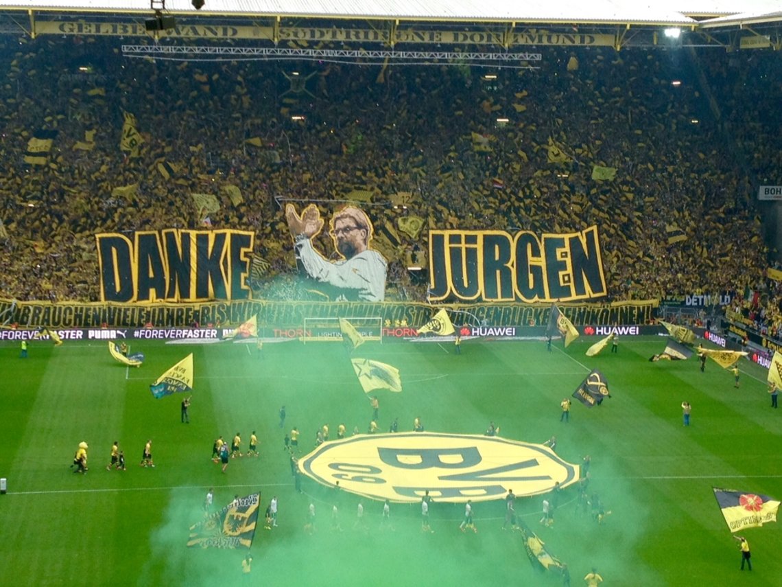 LOOK BACK - Dortmund live!